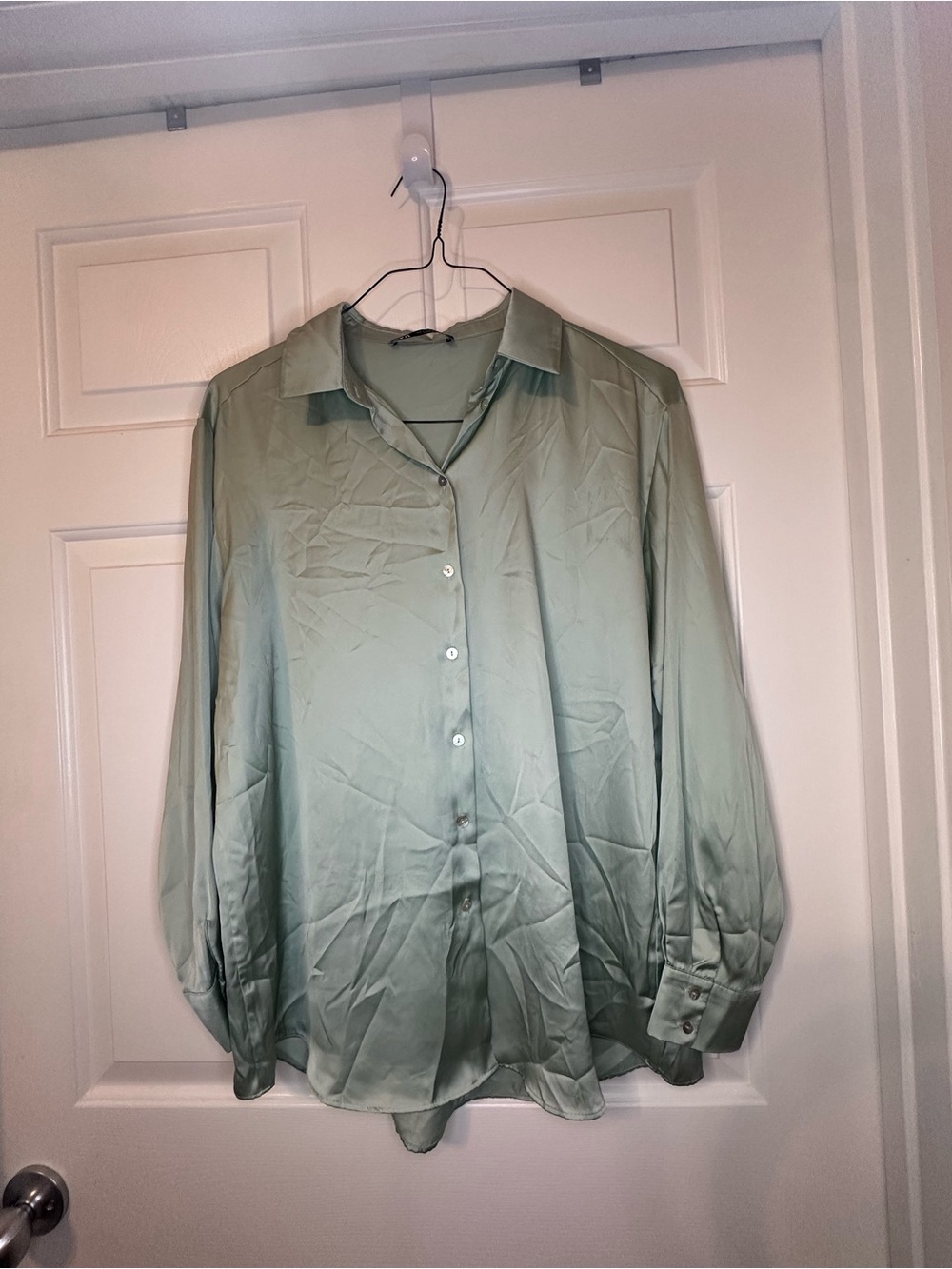 Zara Women’s Light Sage Green Satin Button-Down Shirt